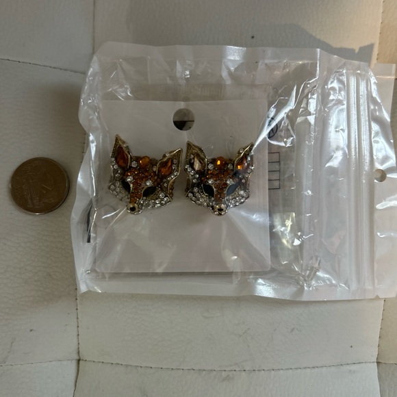 Fox Shaped Earrings with Gold and Silver Accents - Picture 2 of 2
